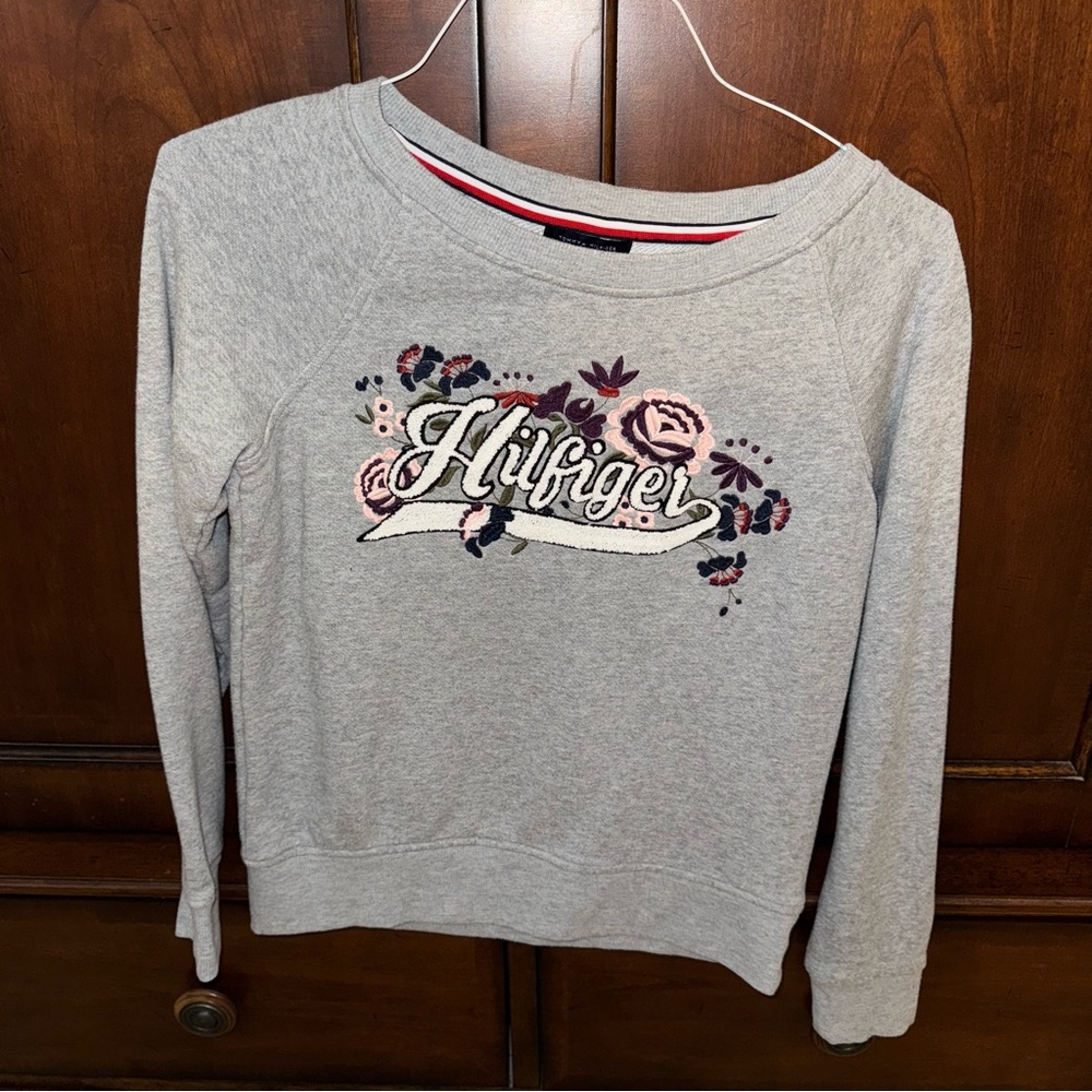 Tommy Hilfiger Gray Top with Red and White Details